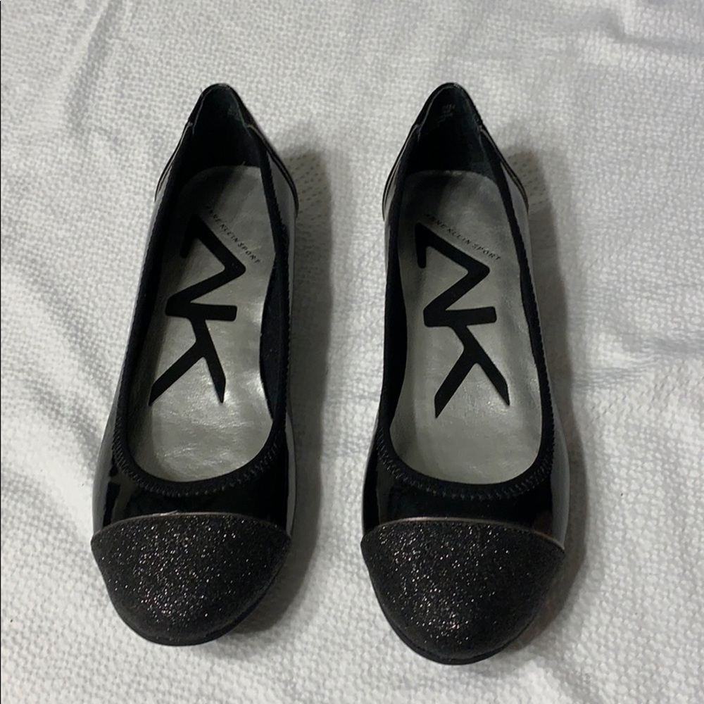 NWOT Anne Klein Sport Glitter Toe Flats Size 6.1/2